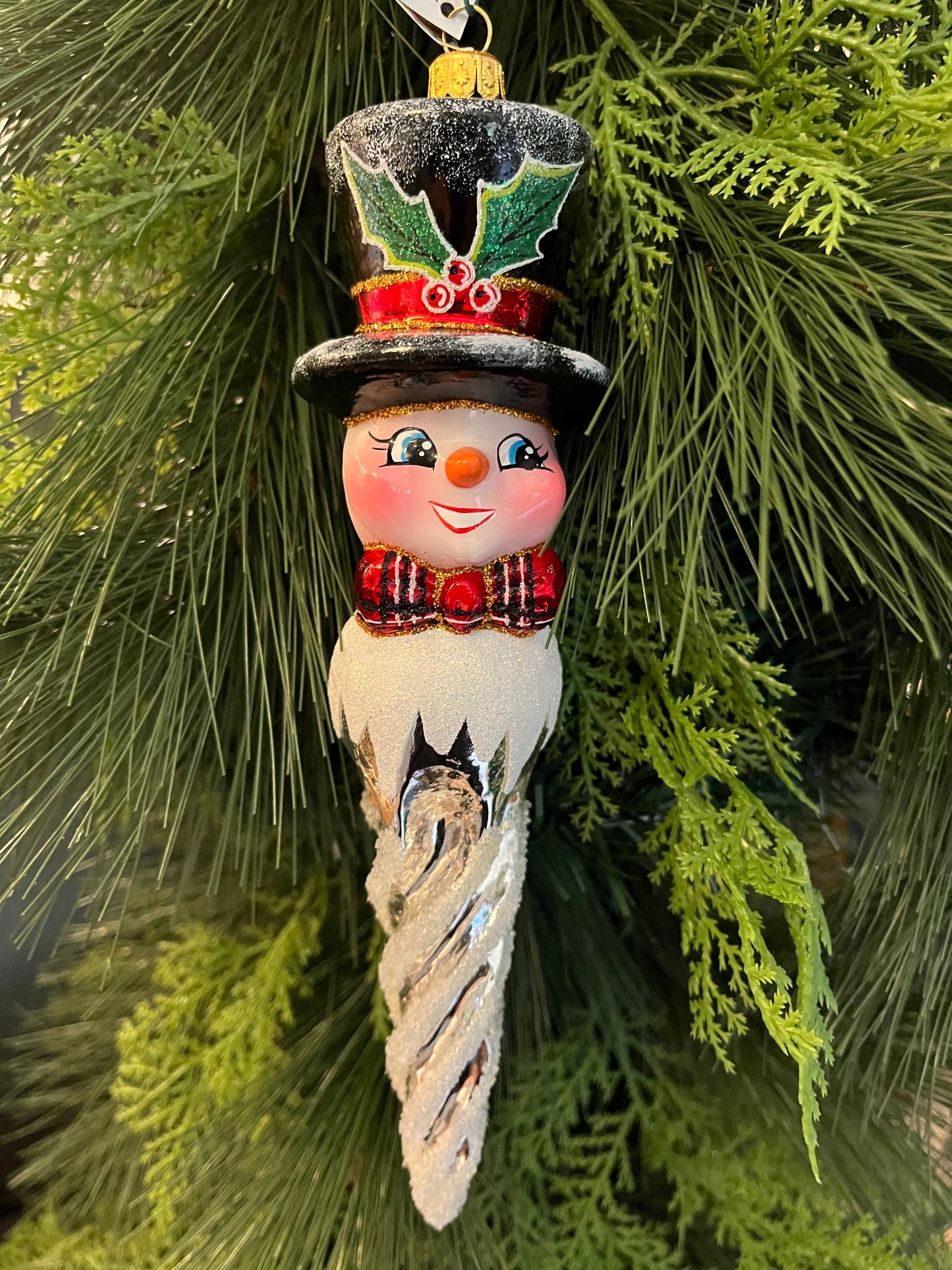 The Ornament King Frosty Swirl