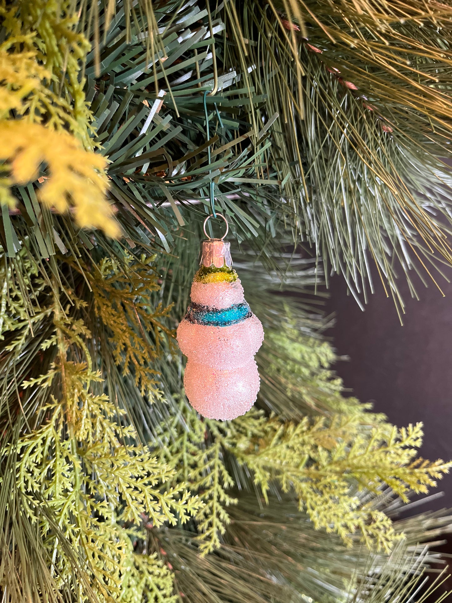 ChristmasJules Little Snowman Nugget with Sparkles
