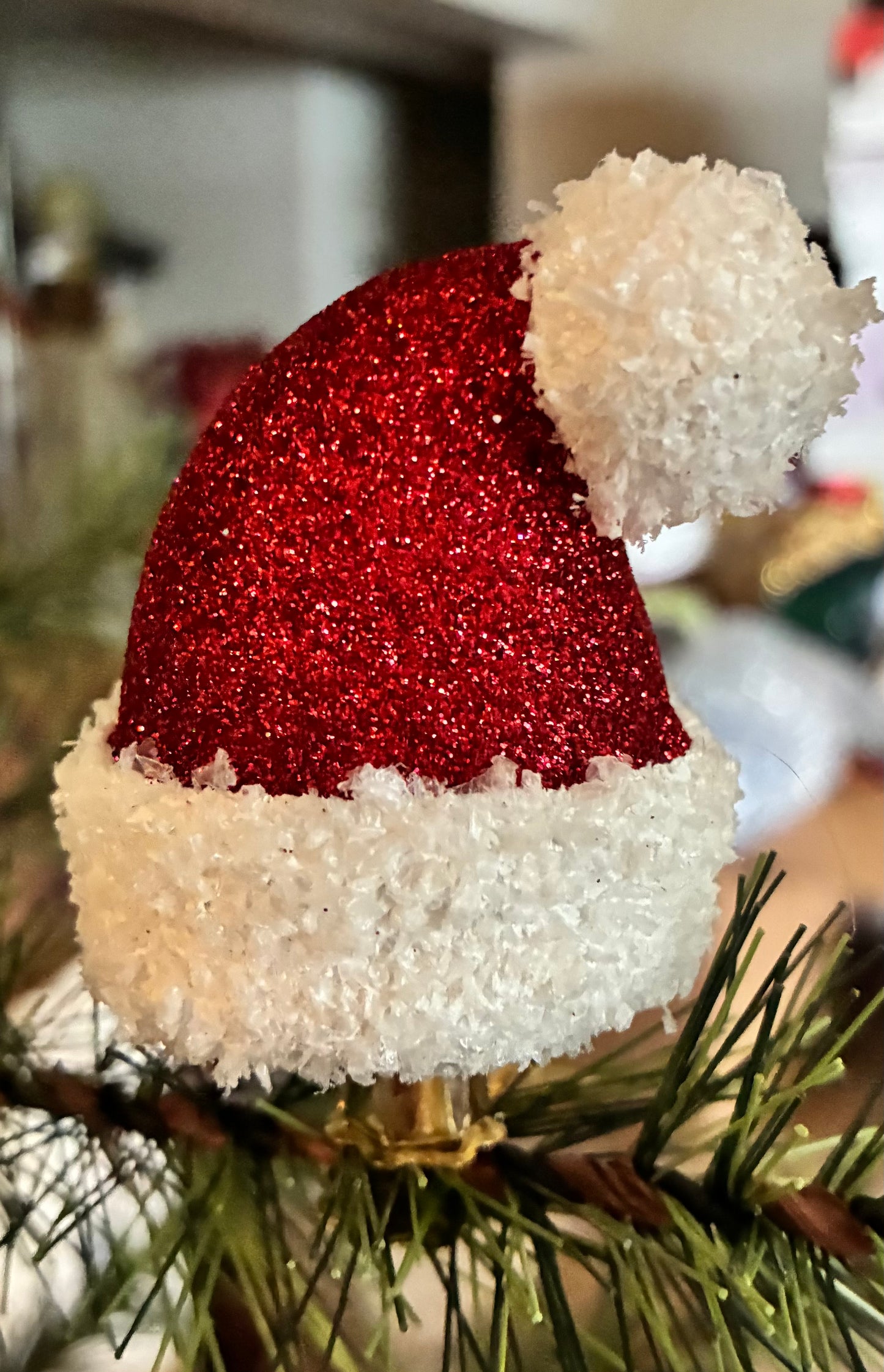 Santa Hat Clip - BluBom