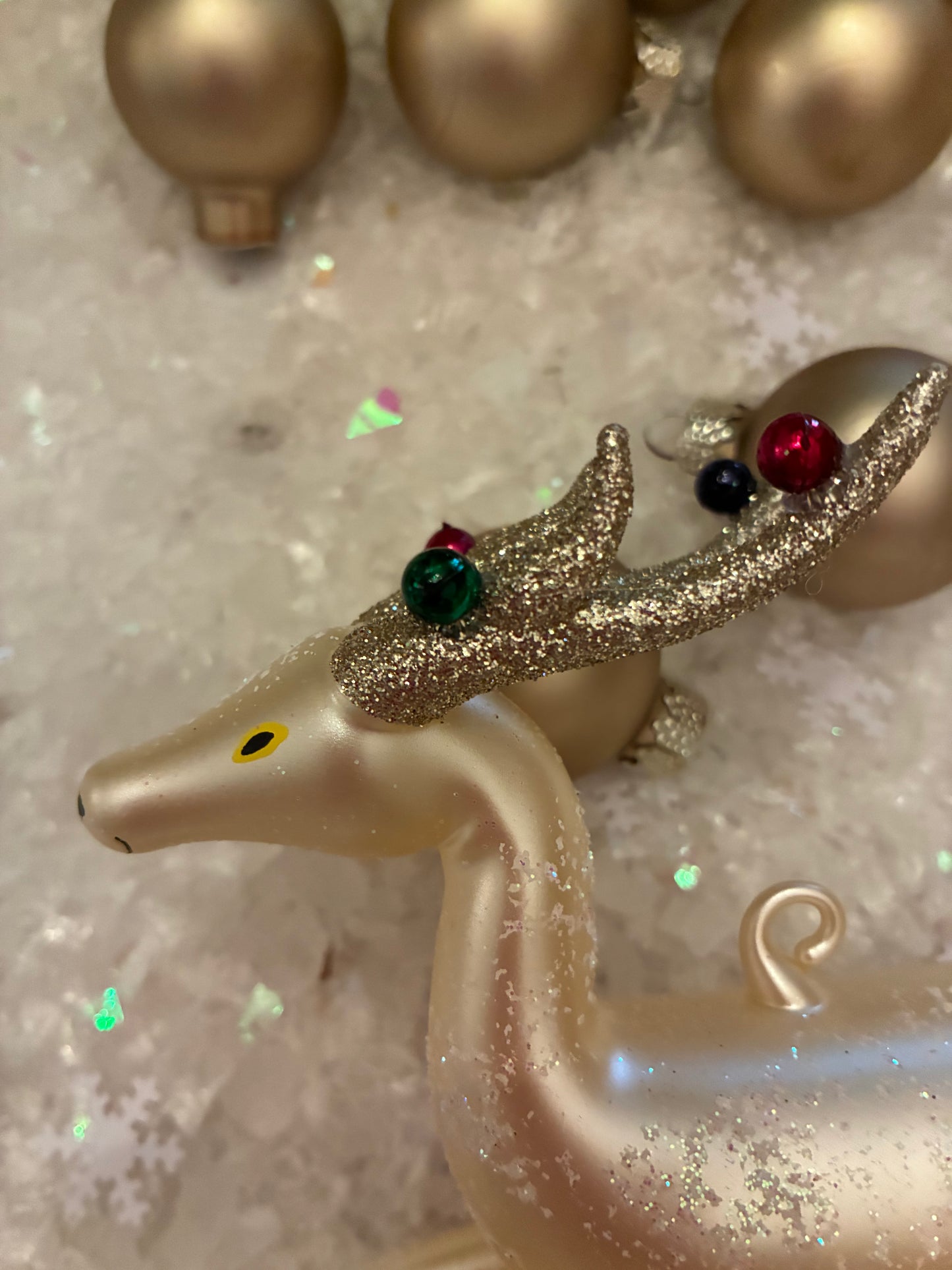 Gloria the Reindeer - DeCarlini