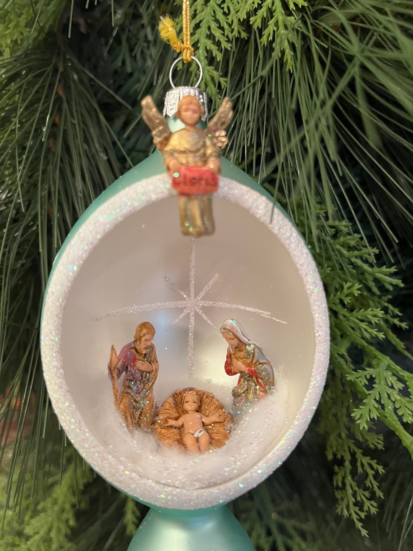 deCarlini Nativity Drop