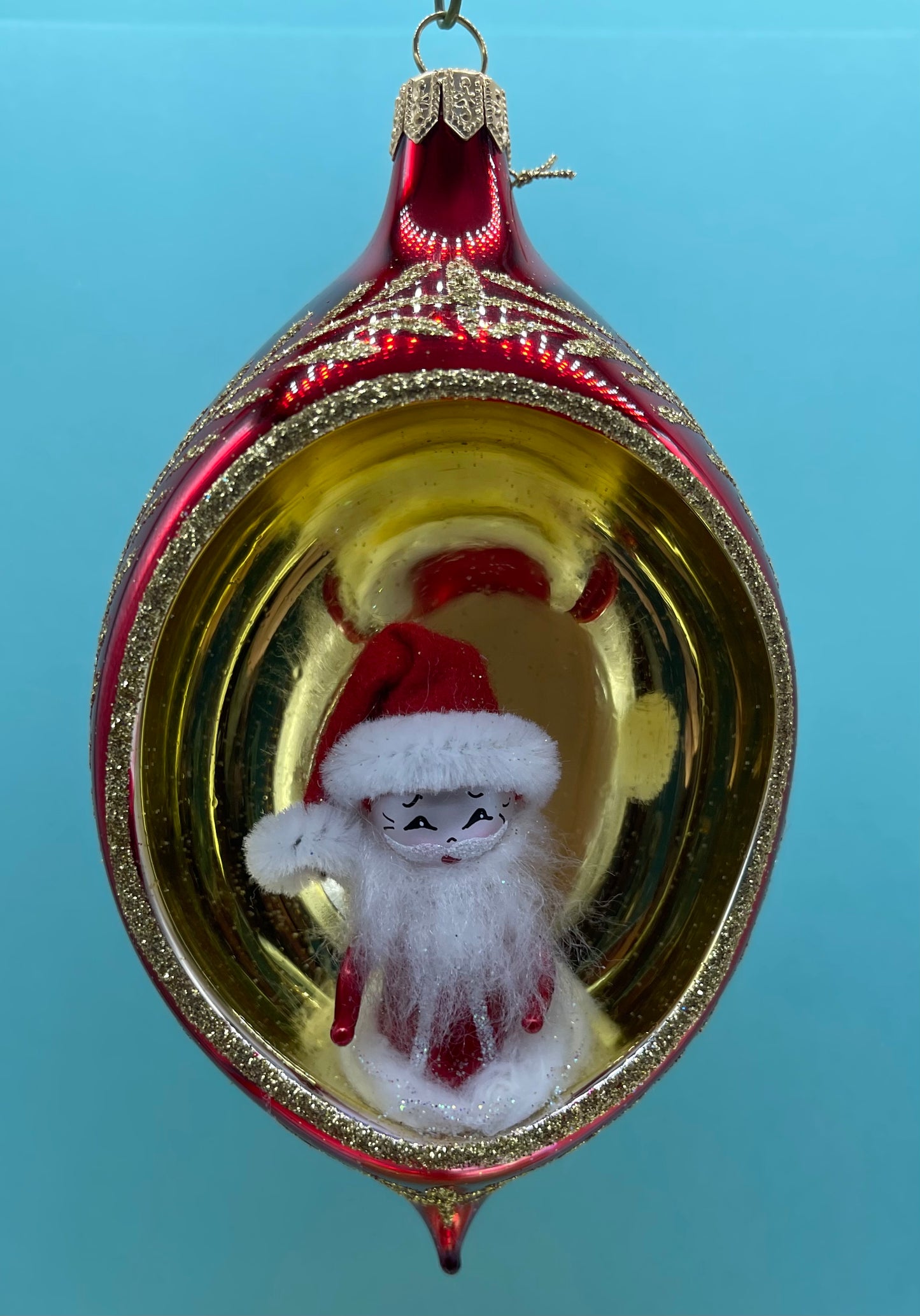 Red Santa in a Niche