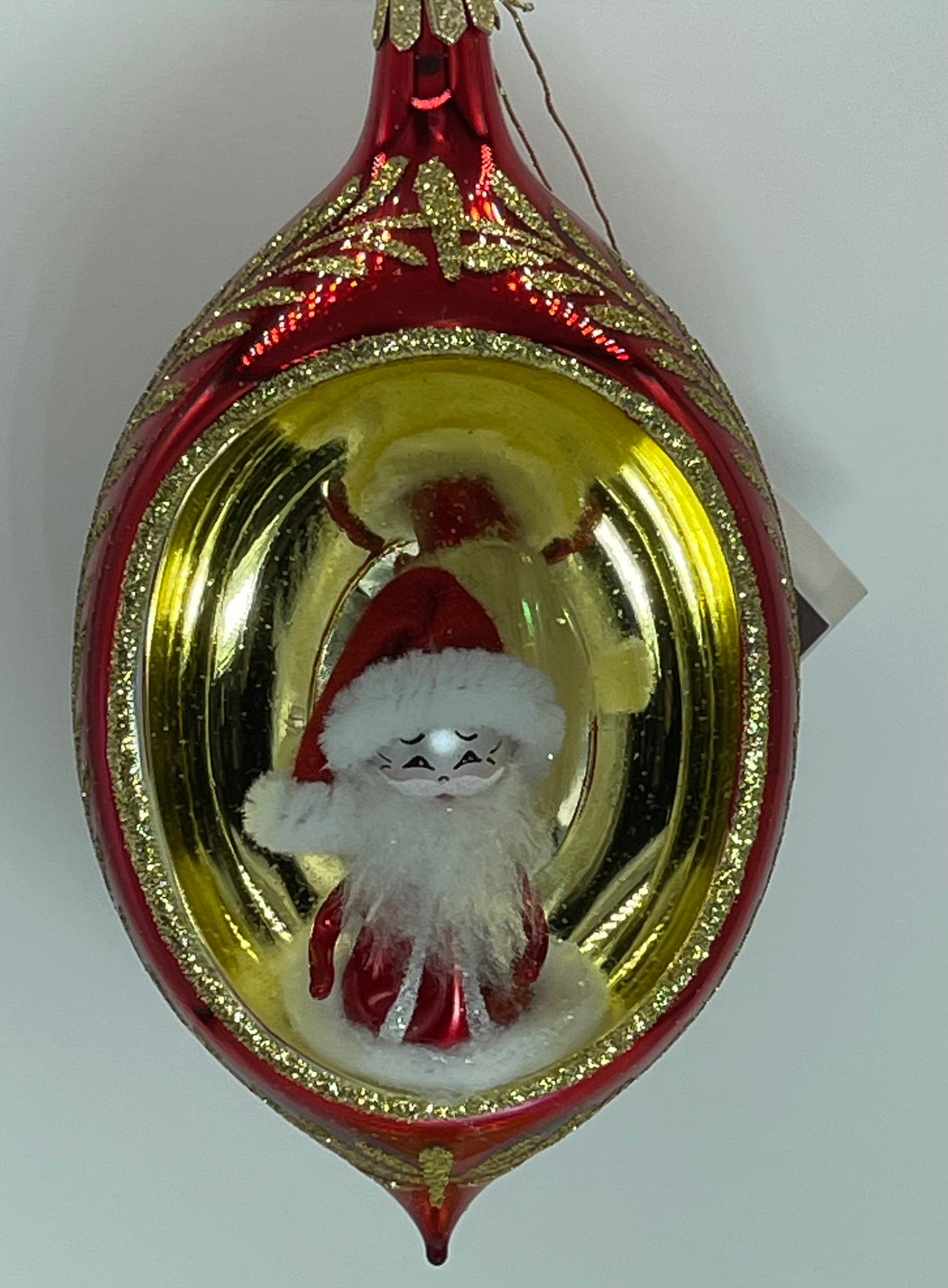 Red Santa in a Niche