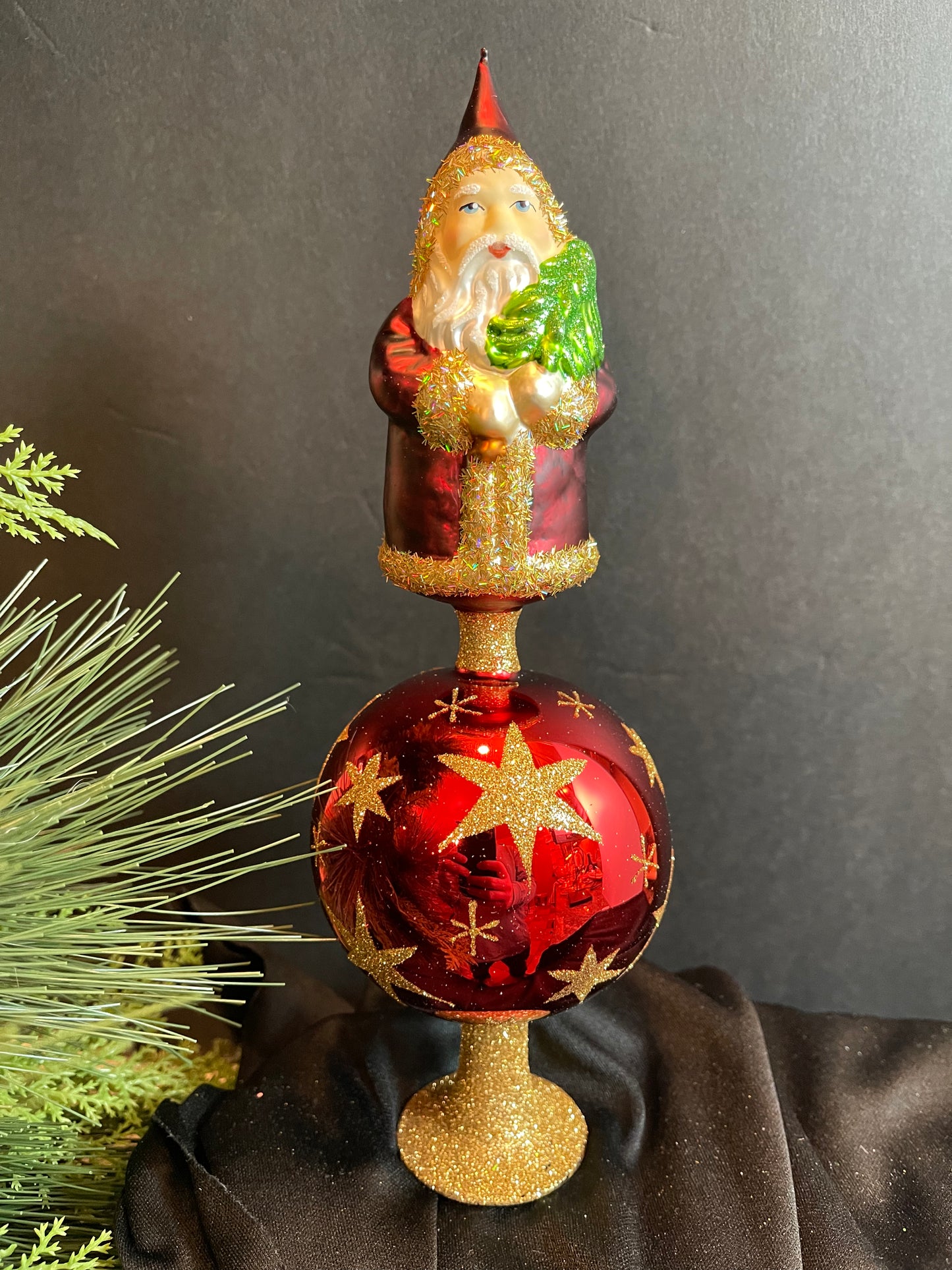 Old World Santa Finial - Gold Stars - Inge Glas